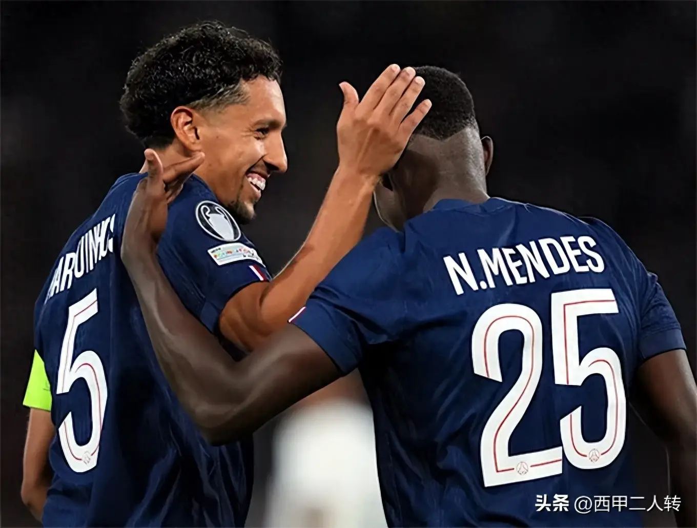 爱游戏-关于欧联倒计时，亚特兰大今晚复出首秀，细节引发关注，球迷炸锅，临场指挥获称赞的信息