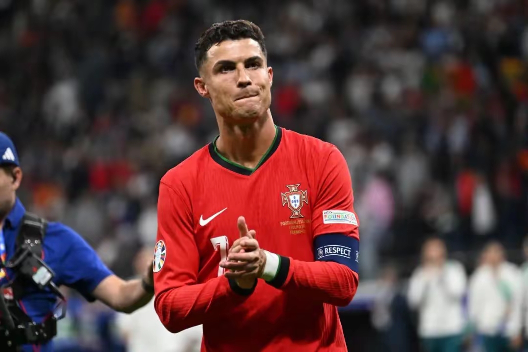 爱游戏官网-集结日德国杯焦点战；芝加哥公牛遗憾出局；信心回归；细节决定成败