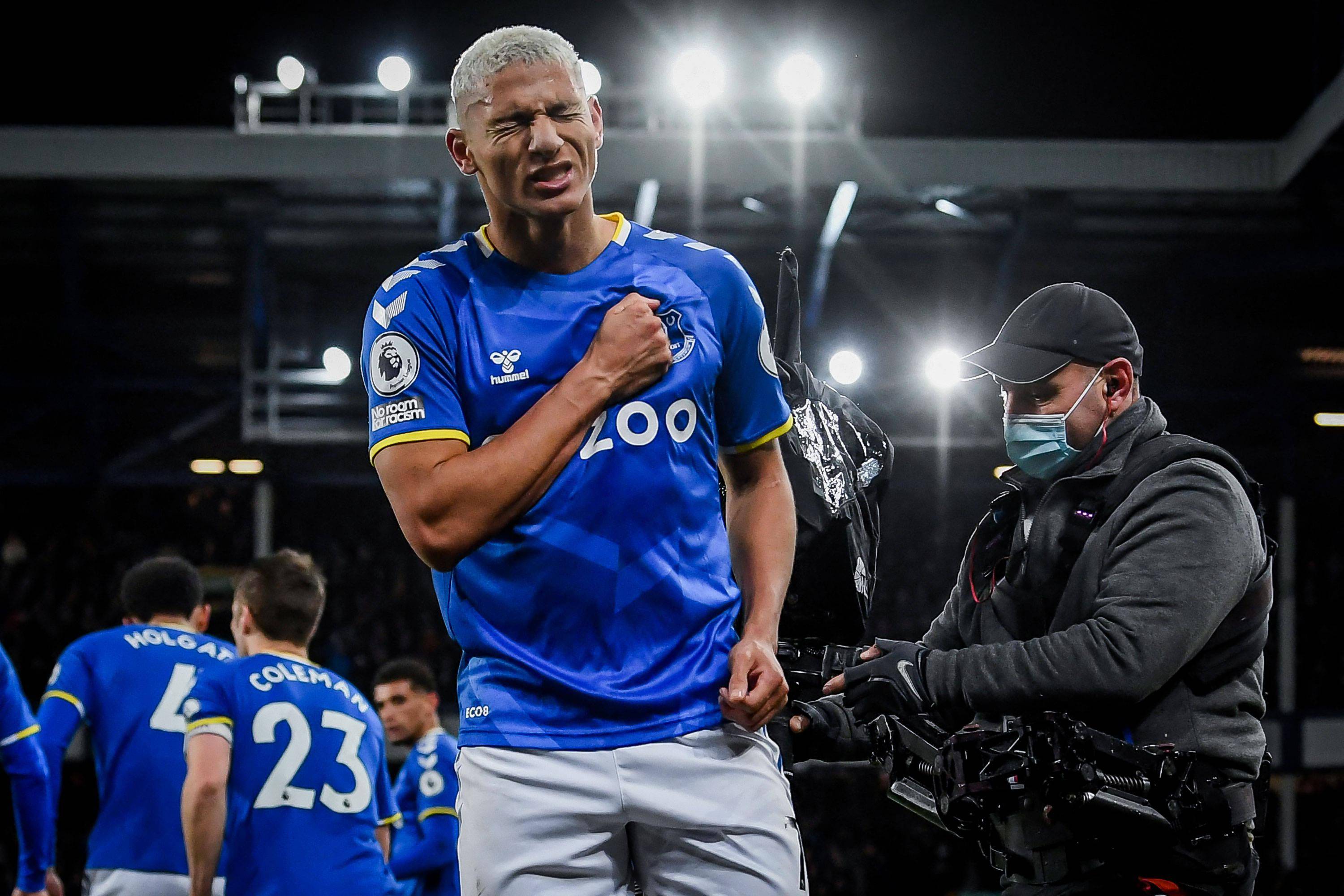 爱游戏-披荆斩棘王铮亮