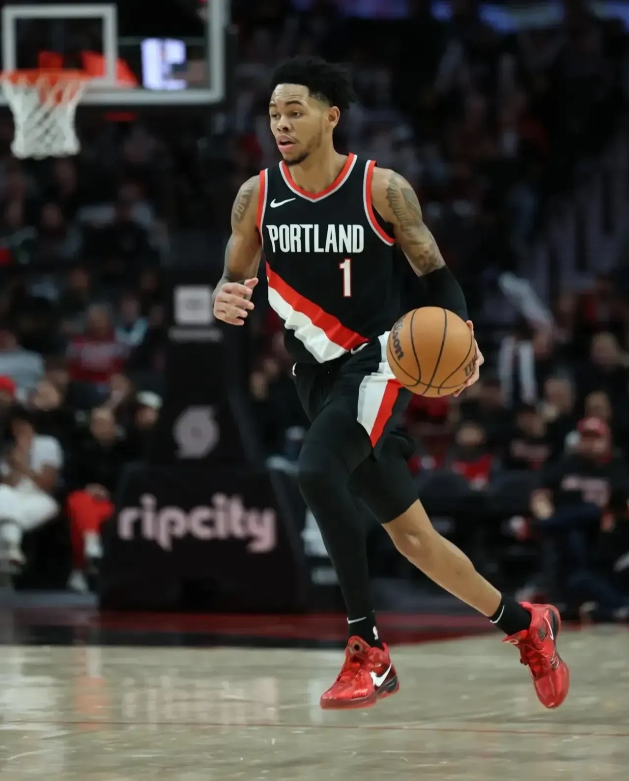 爱游戏体育-风云突变波特兰开拓者加时末段队长鼓劲；NBA总决赛版图或变；赛场秩序良好；控场能力受关注的简单介绍